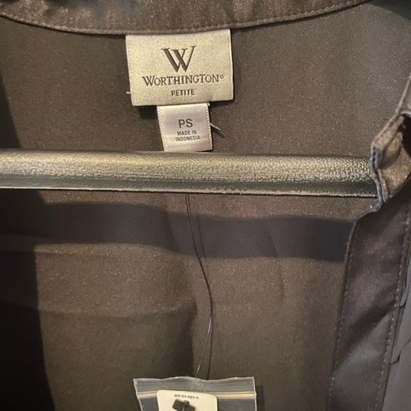 WORTHINGTON Petite Blouse Size Small - Picture 3 of 3
